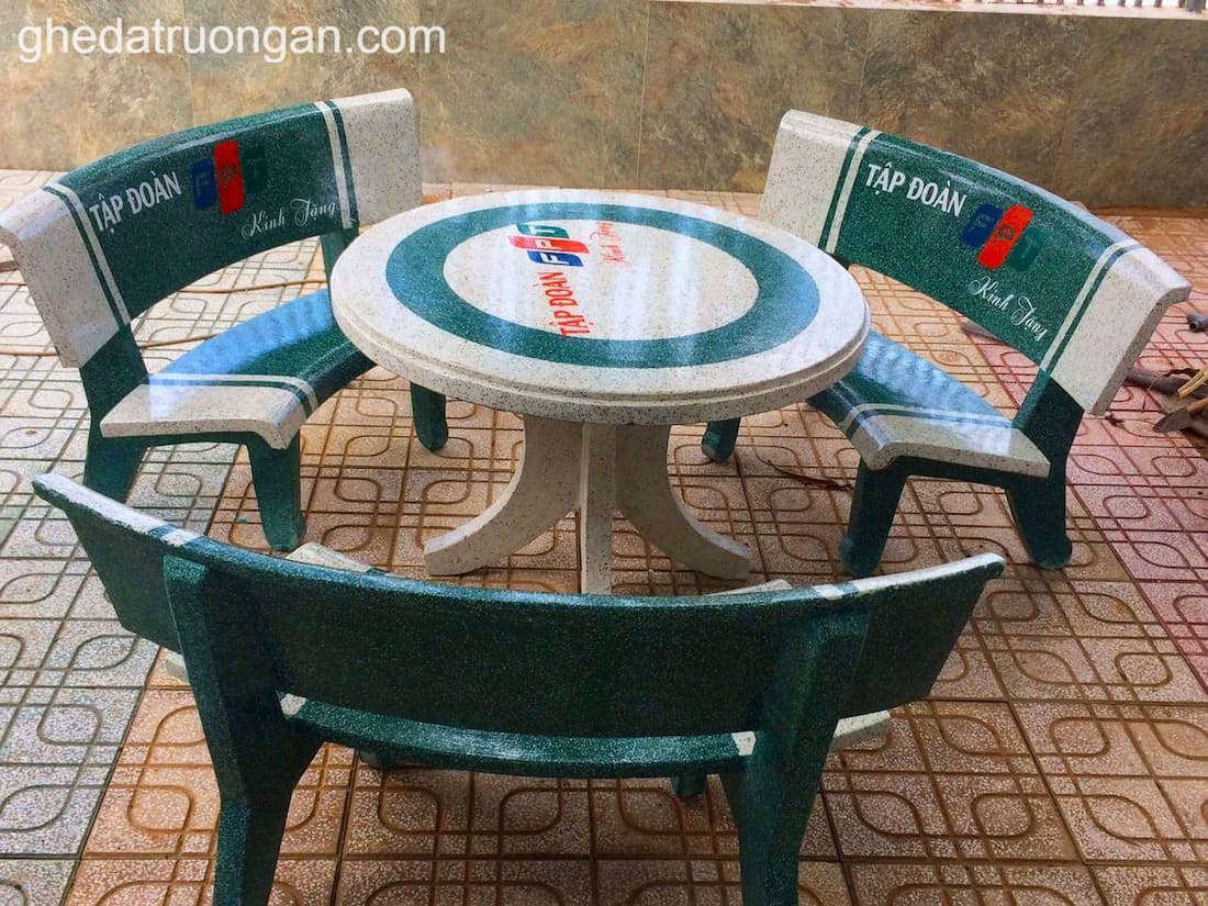  Bàn Ghế Đá In Tên Công Ty Theo Yêu Cầu