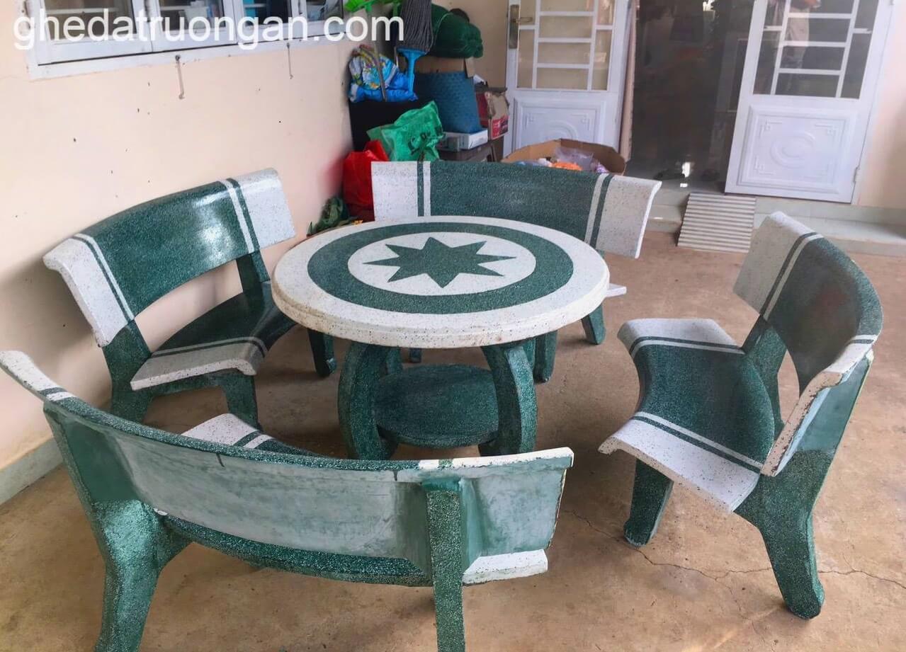  Bộ Tròn Trắng Xanh 4 Ghế Chân Bàn Hà Nội